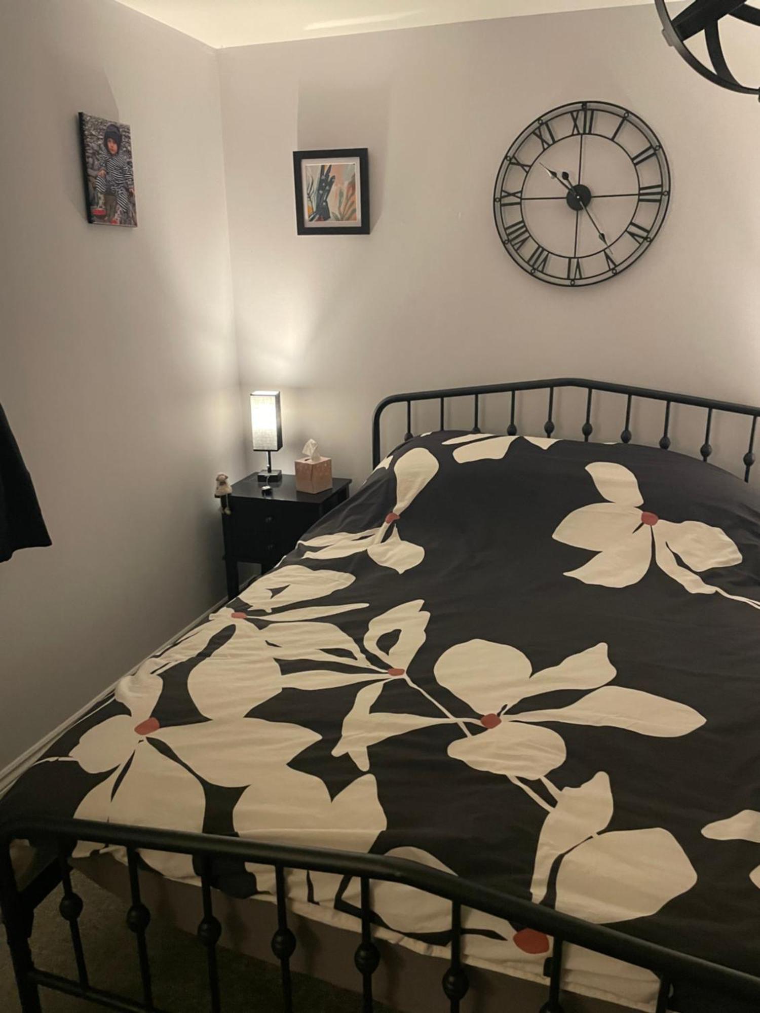 Cosy Home From Home With Private Bathroom - Free Parking カーディフ エクステリア 写真