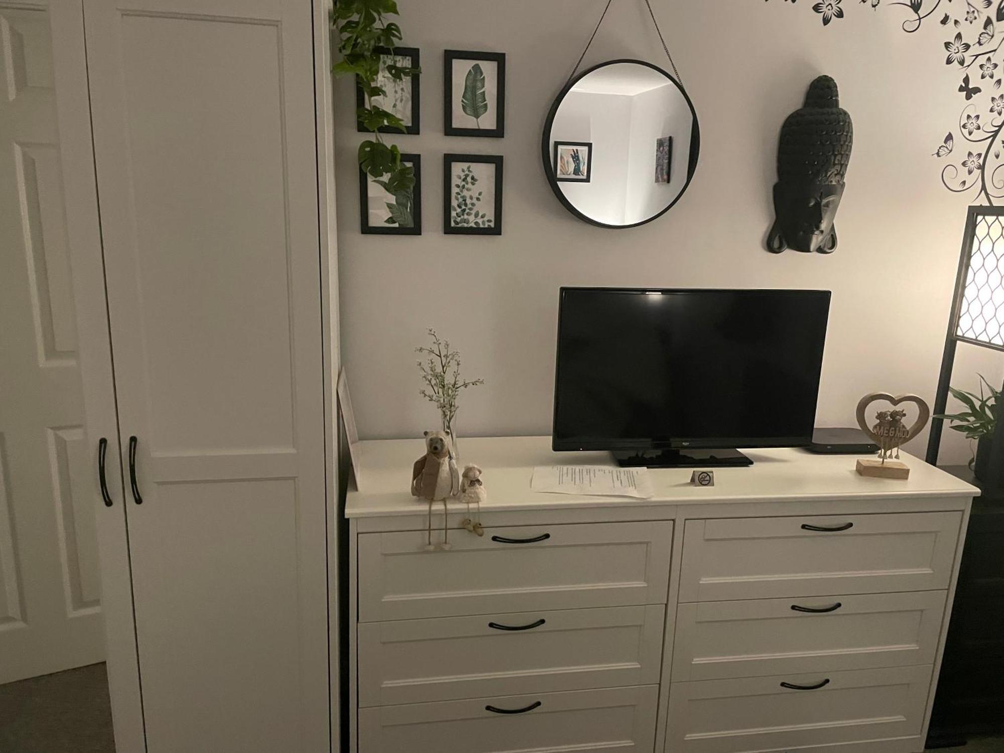 Cosy Home From Home With Private Bathroom - Free Parking カーディフ エクステリア 写真